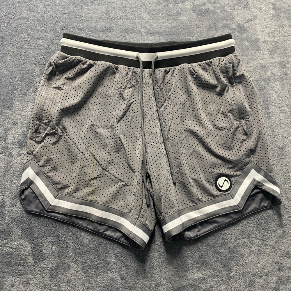 TLF Apparel Mesh Shorts Mens Medium GTS Evolve Gray Striped Athletic Gym Train